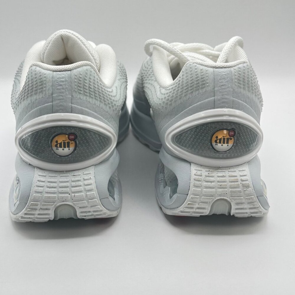 Women's Nike Air Max DN White Metallic Silver Size 9  FJ3145-100 NEW - Picture 5 of 10